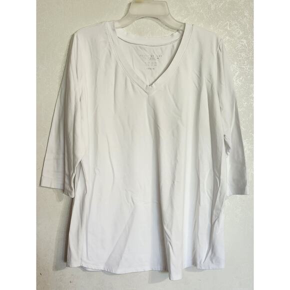 Susan Graver Weekend Cotton Essentials Top 1XP White Short Sleeve V Neck - Picture 1 of 6